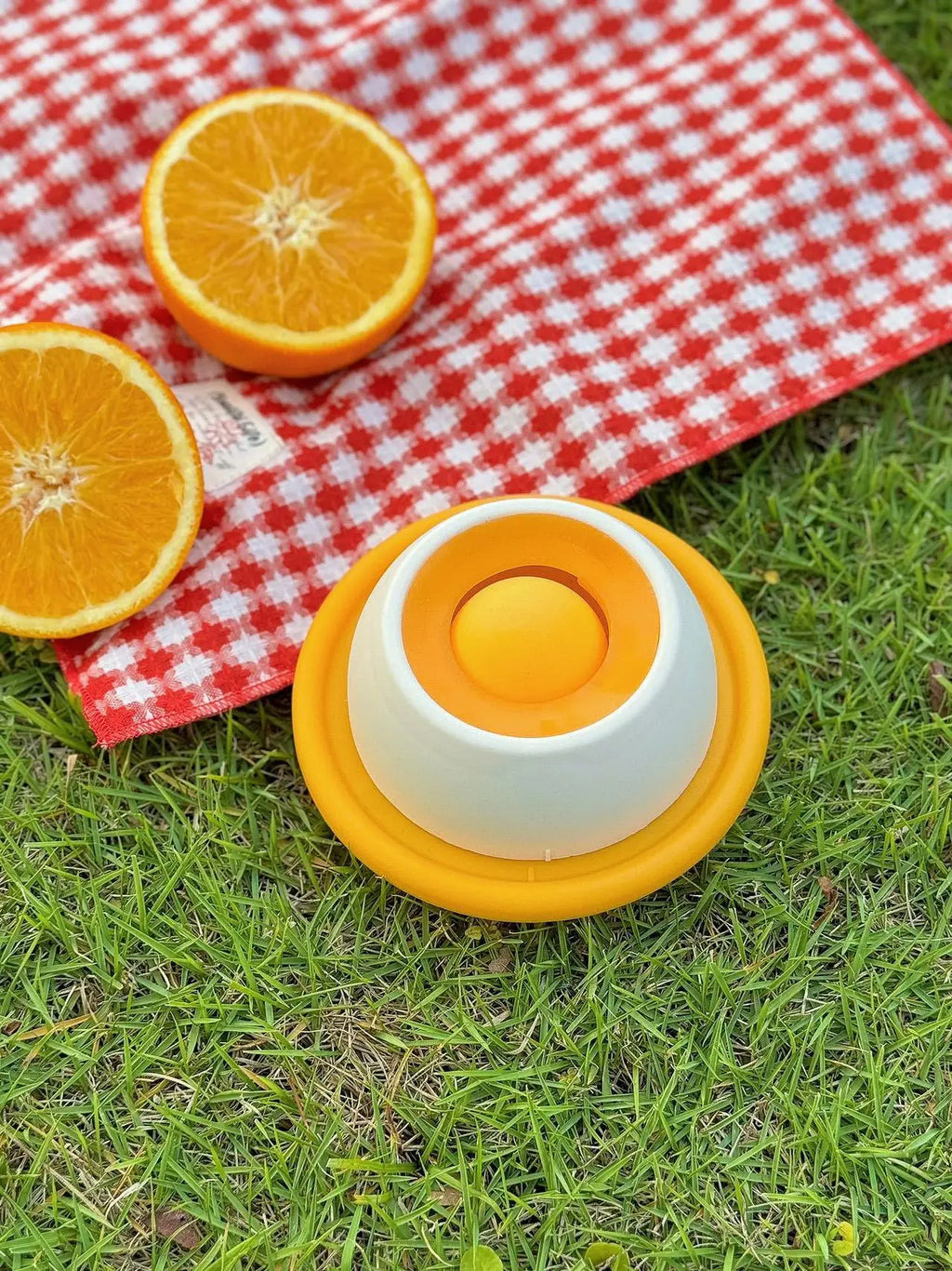 Dog Stimulation Toys Pet Lick Mat Slow Feeder Yogurt Licking Plate Interactive Cats Dog Snack Bowl Tiring Bowls Dental Care Tool