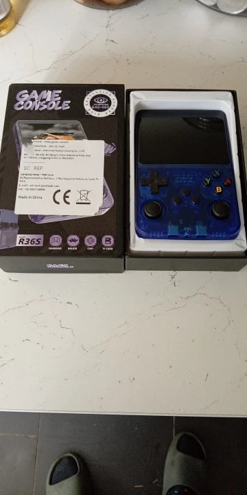 Retro R36S Handheld Gaming Console | 3.5" IPS Screen, Linux Emulation System, 64GB/128GB